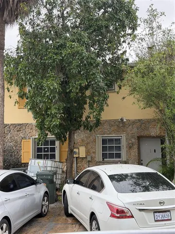 $364,999 | 405 Sunshine Drive, Coconut Creek, FL 33066