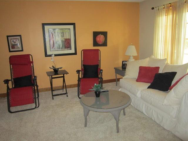 2687 Nadeau Road Monroe, MI 48162 - Photo 14 of 20 Den