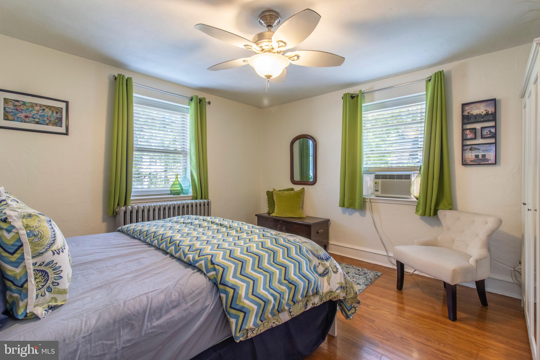 218 Hewett Road Wyncote, PA 19095 - Photo 15 of 21 Second bedroom
