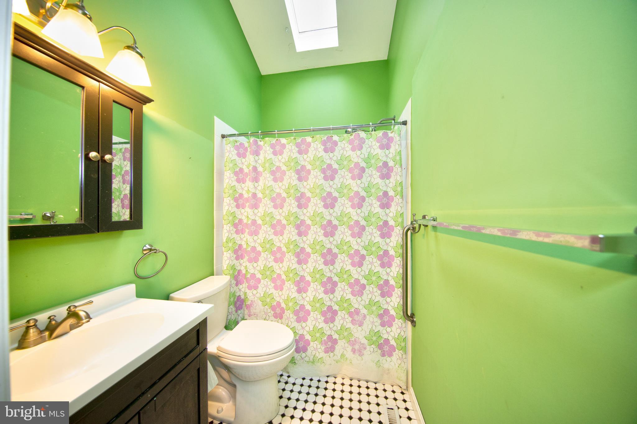 2511 Hoopes Road Forest Hill, MD 21050 - Photo 12 of 30 Hall bath with tub.
