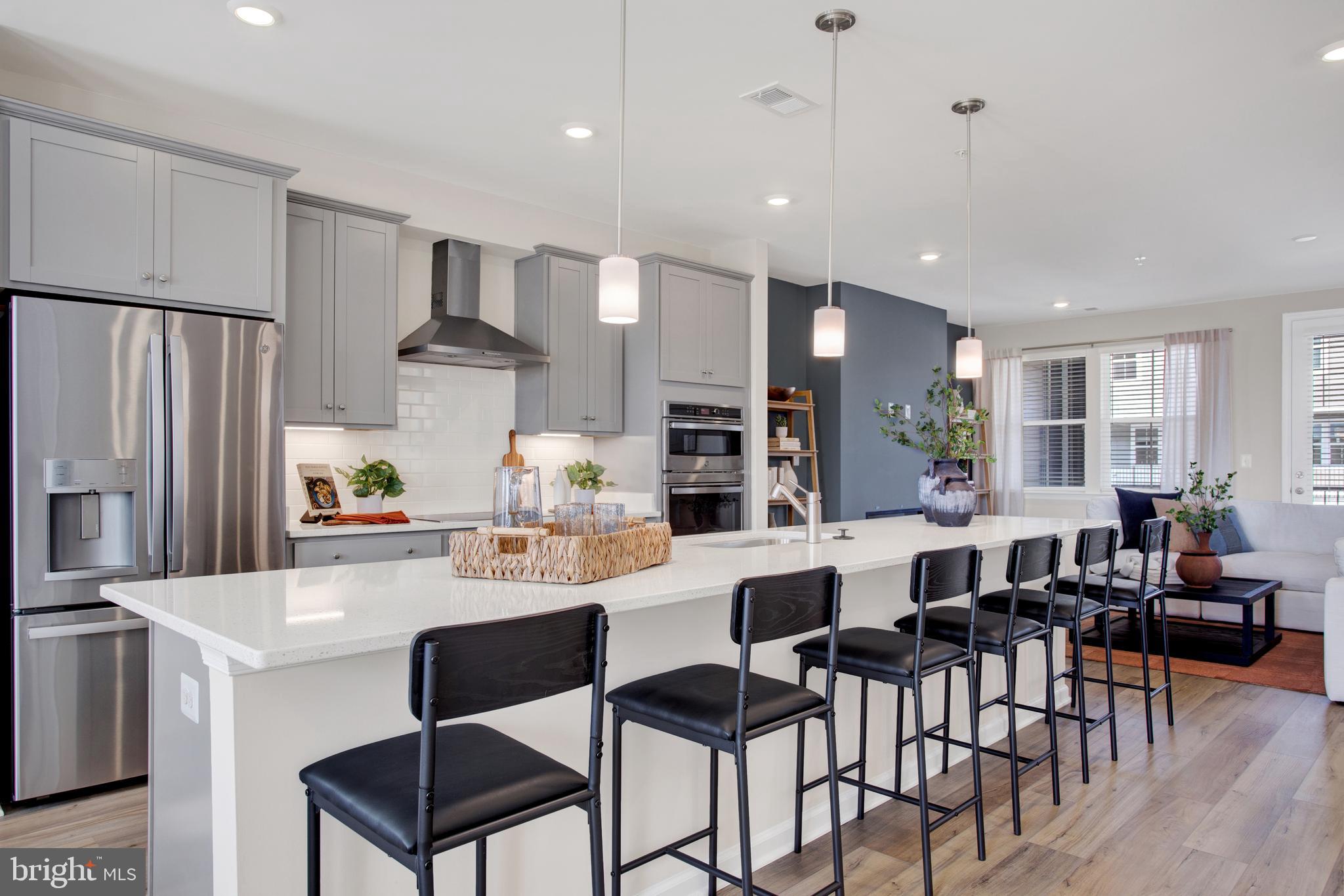 42657 Darala Drive Ashburn, VA 20147 - Photo 8 of 41 Kitchen