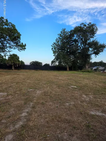 $130,000 | 226 Iberville Drive, Biloxi, MS 39531