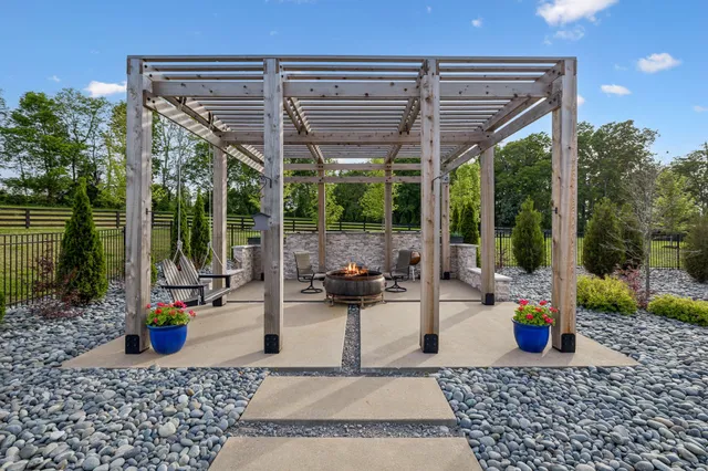 $8,900,000 | 6599 Owen Hill Road, College Grove, TN 37046