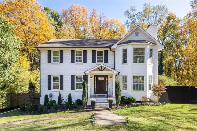 $750,000 | 10905 Shallowford Road, Roswell, GA 30075