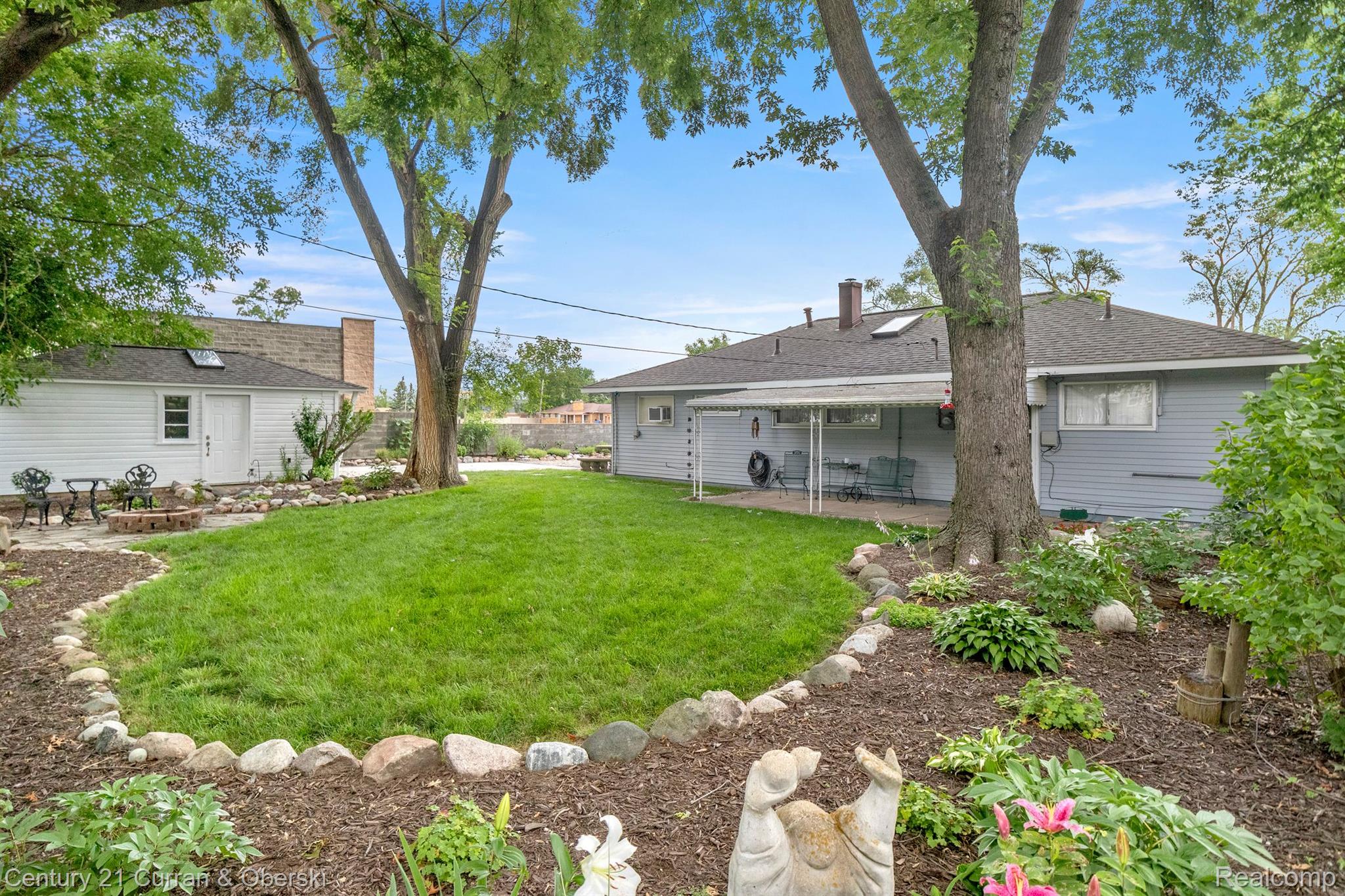 1733 Inkster Road Garden City, MI 48135 - Photo 24 of 31 Backyard