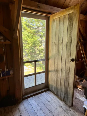 $269,000 | 90 Greens Island, Vinalhaven, ME 04863