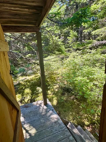 $269,000 | 90 Greens Island, Vinalhaven, ME 04863