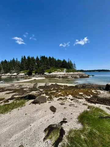 $269,000 | 90 Greens Island, Vinalhaven, ME 04863