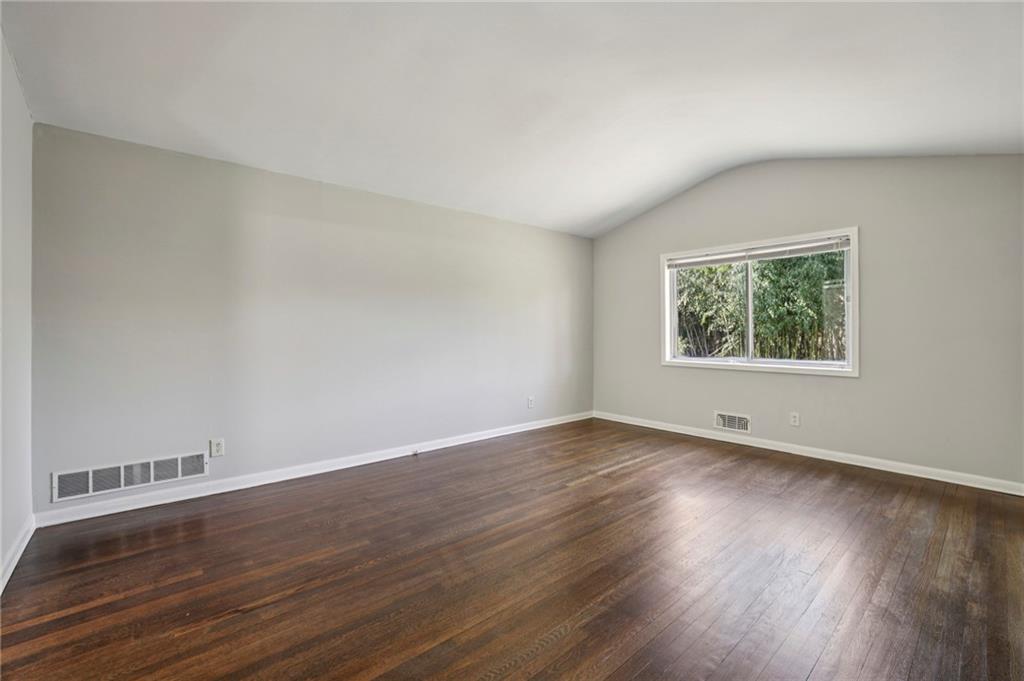 1050 Rays Road Stone Mountain, GA 30083 - Photo 13 of 26