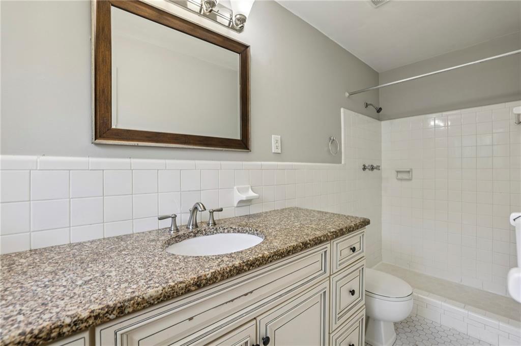 1050 Rays Road Stone Mountain, GA 30083 - Photo 17 of 26