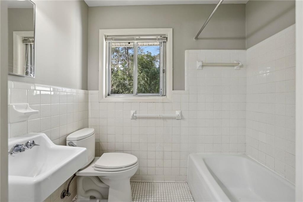 1050 Rays Road Stone Mountain, GA 30083 - Photo 18 of 26