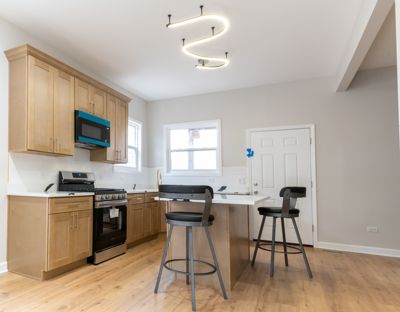 6418 South May Street Chicago, IL 60621 - Photo 8 of 35