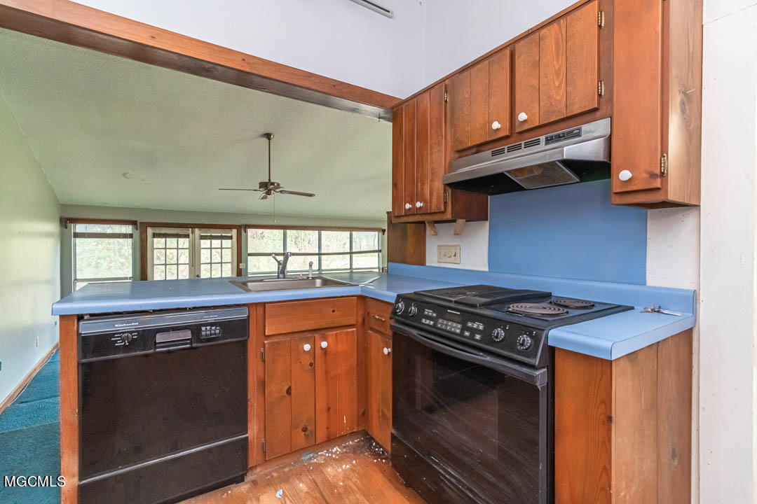 845 Pine Grove Road Picayune, MS 39466 - Photo 20 of 40 Kitchen 1.3