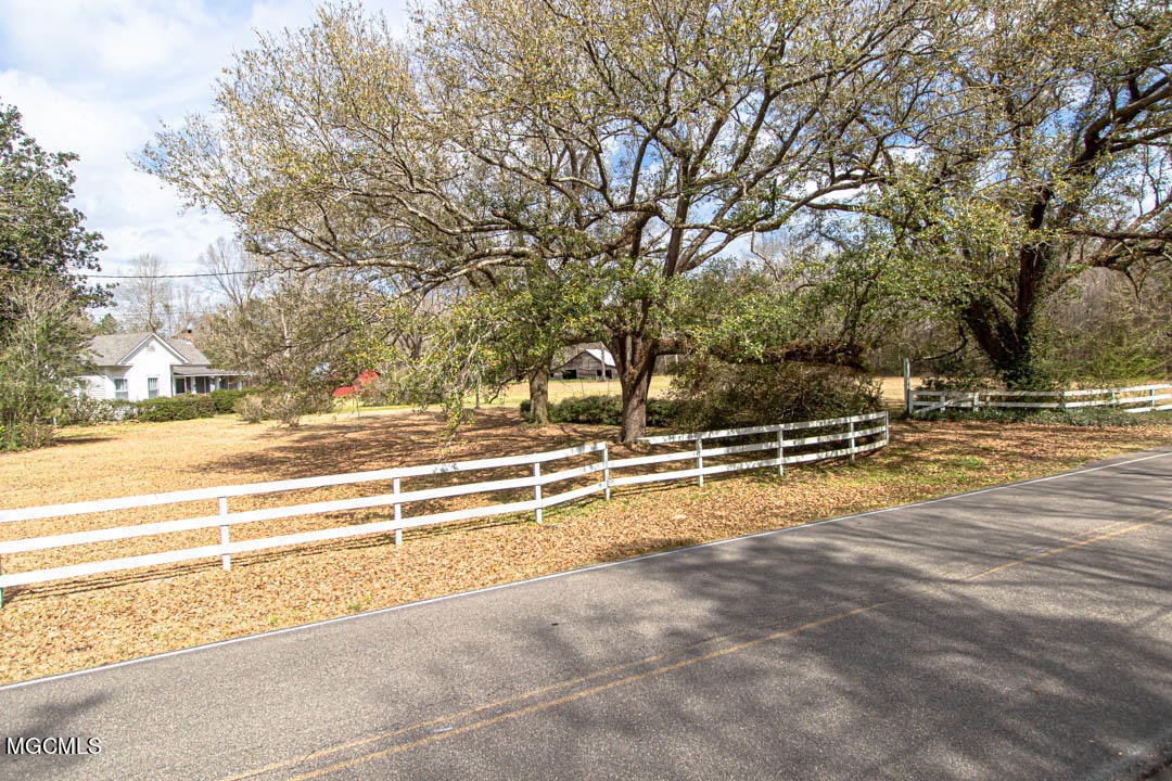 845 Pine Grove Road Picayune, MS 39466 - Photo 5 of 40 Outside 1.1