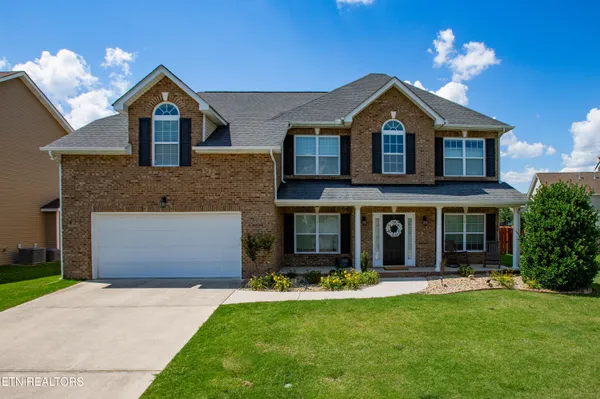 $615,000 | 410 Frostview Lane, Maryville, TN 37804