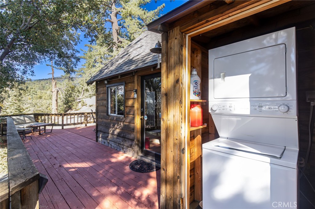 24387 Rocky Point Road Idyllwild, CA 92549 - Photo 28 of 29 a view of outdoor space and patio