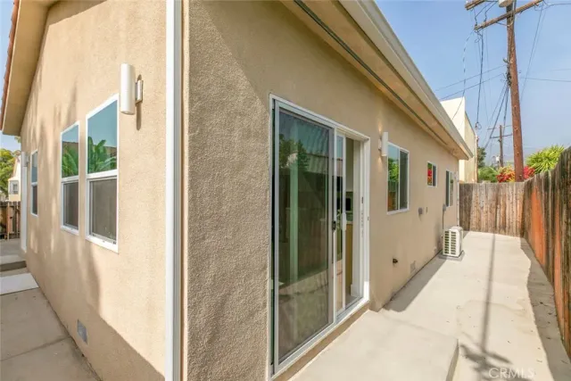 $3,800 | 914 Geneva Street, Glendale, CA 91207