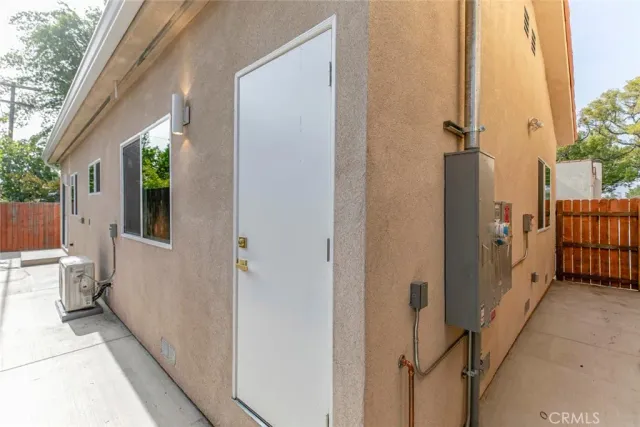 $3,800 | 914 Geneva Street, Glendale, CA 91207