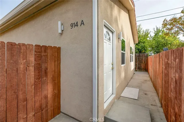 $3,800 | 914 Geneva Street, Glendale, CA 91207