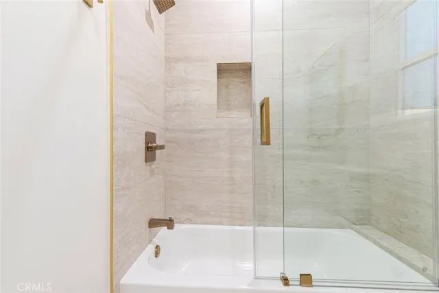 $3,800 | 914 Geneva Street, Glendale, CA 91207