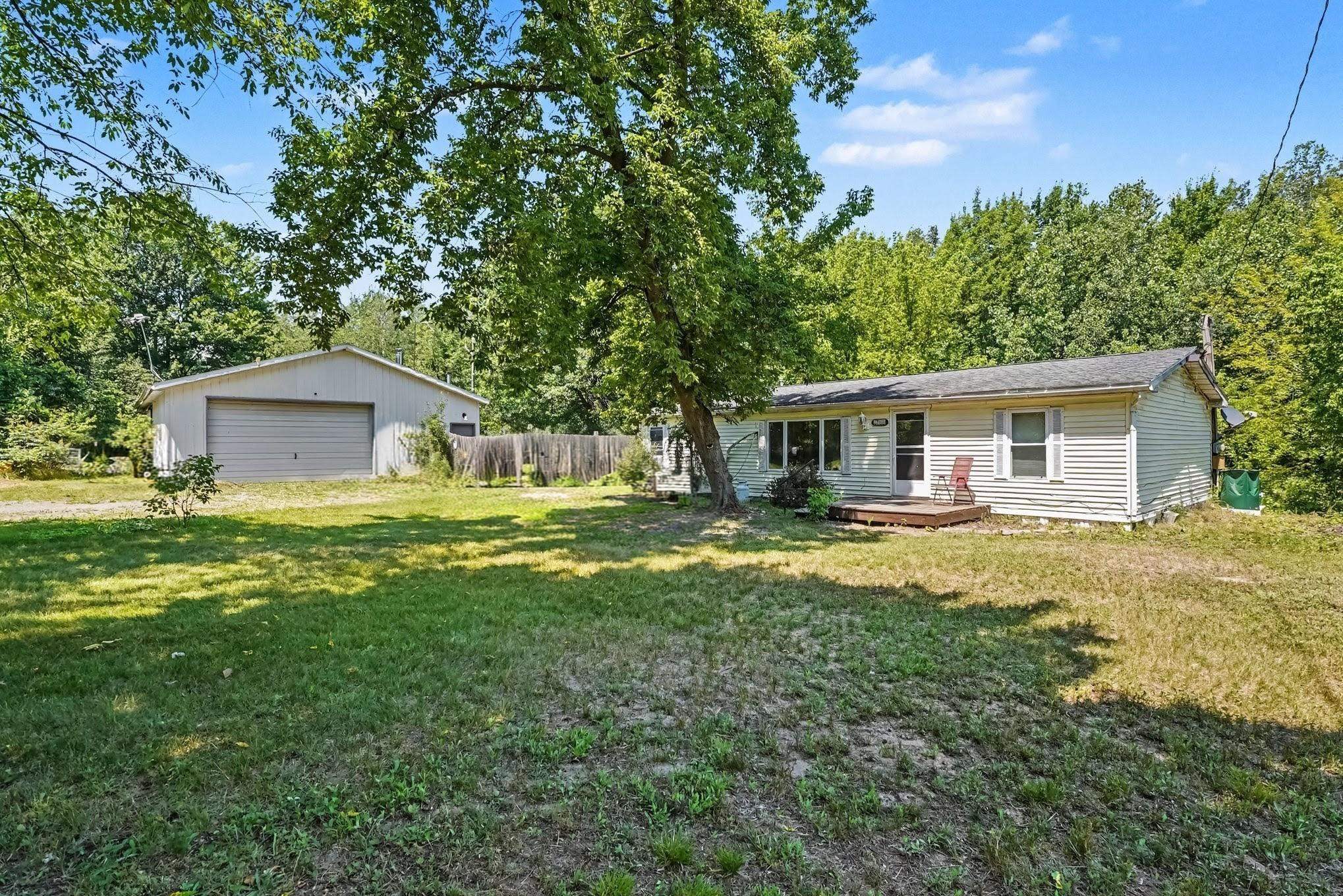 3536 Bay Arenac Line Road Pinconning, MI 48650 - Photo 3 of 29