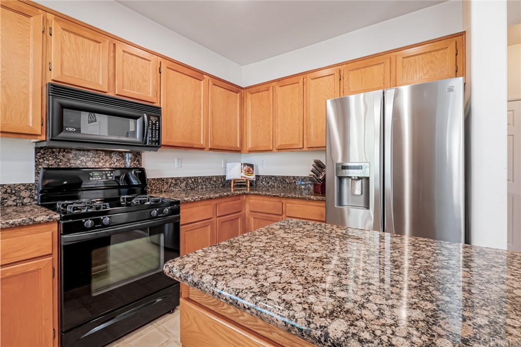 875 Windbound Avenue Beaumont, CA 92223 - Photo 18 of 54