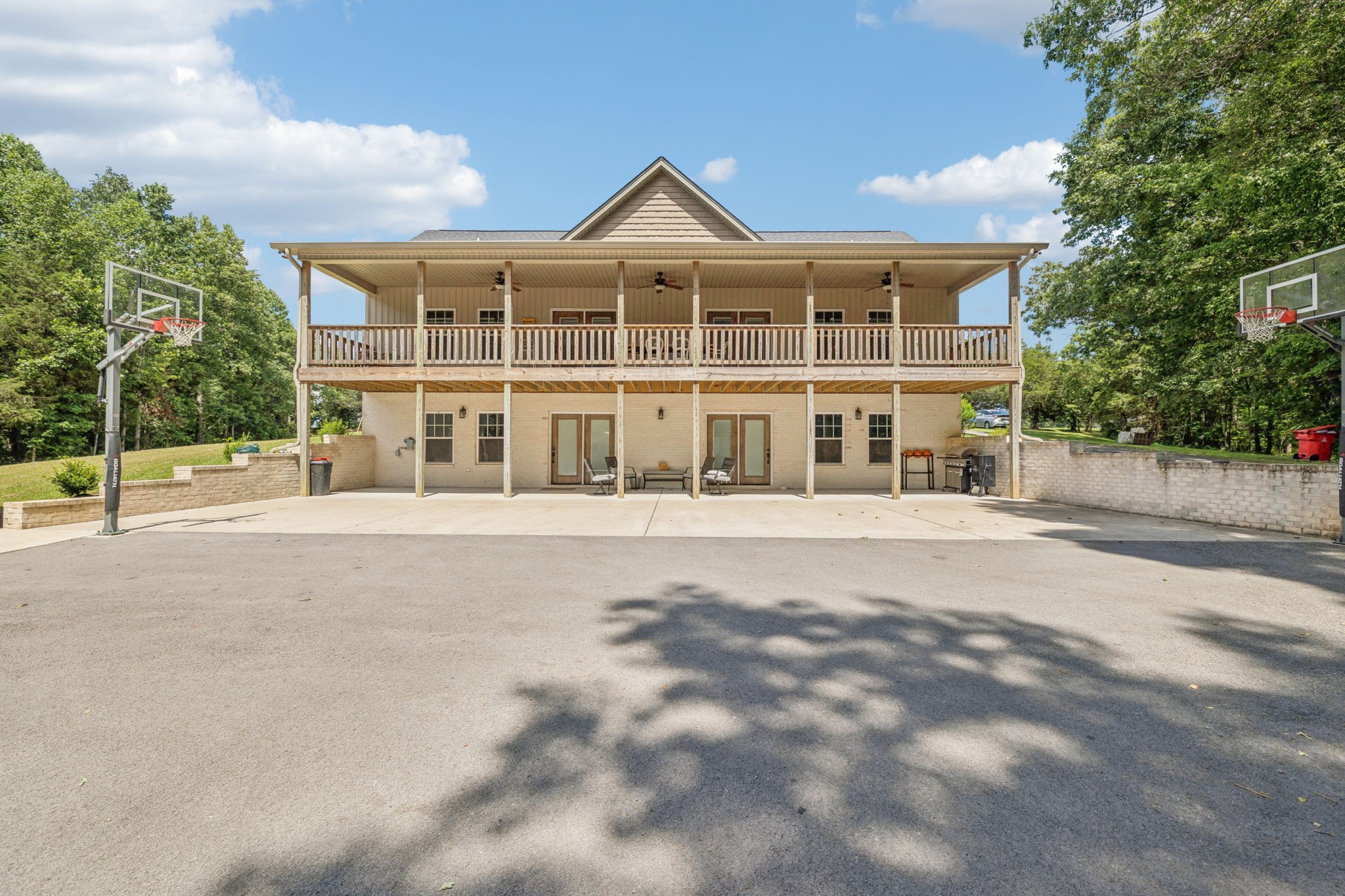 977 Elzie Williams Road Red Boiling Springs, TN 37150 - Photo 49 of 52 a front view of a large building