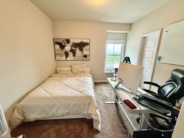 $2,200 | 2500 Meyer Cove, Unit B, Pflugerville, TX 78660