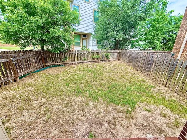 $2,200 | 2500 Meyer Cove, Unit B, Pflugerville, TX 78660