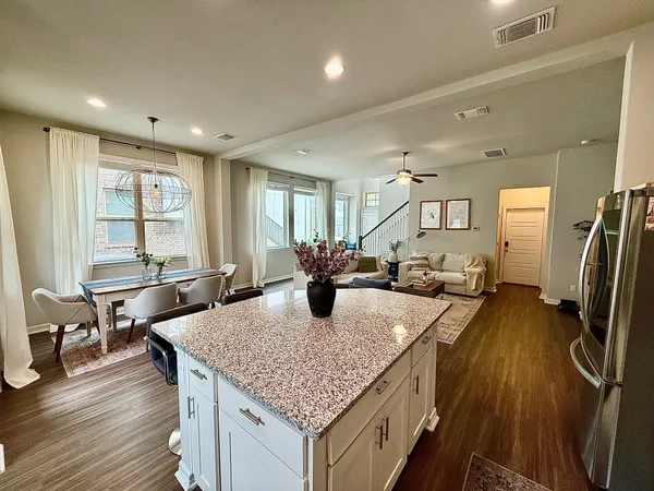 $2,200 | 2500 Meyer Cove, Unit B, Pflugerville, TX 78660