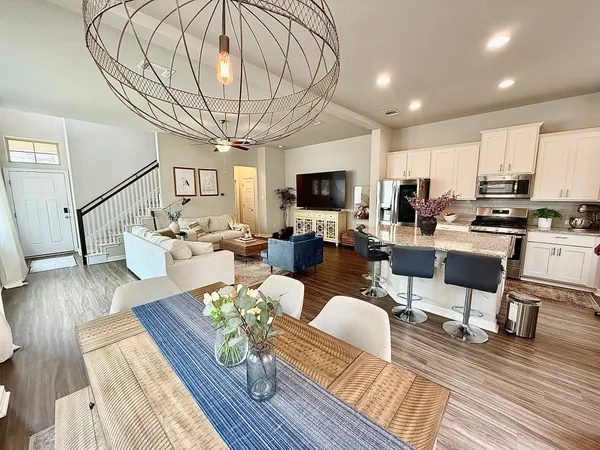 $2,200 | 2500 Meyer Cove, Unit B, Pflugerville, TX 78660