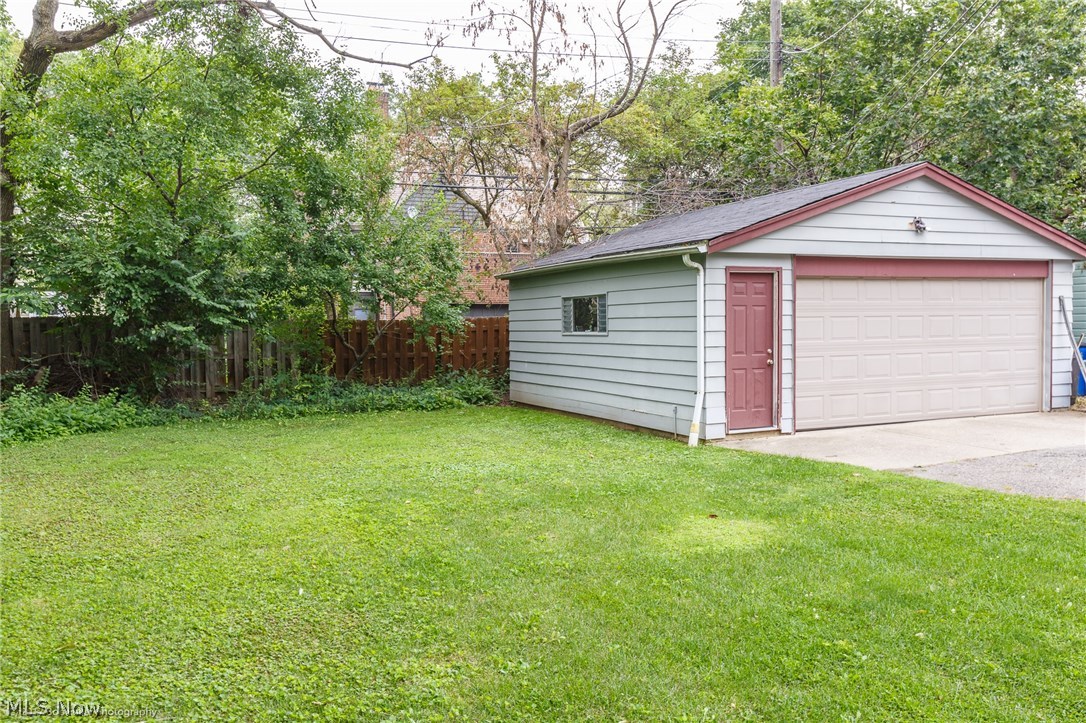 3111 Huntington Road Cleveland, OH 44120 - Photo 26 of 28