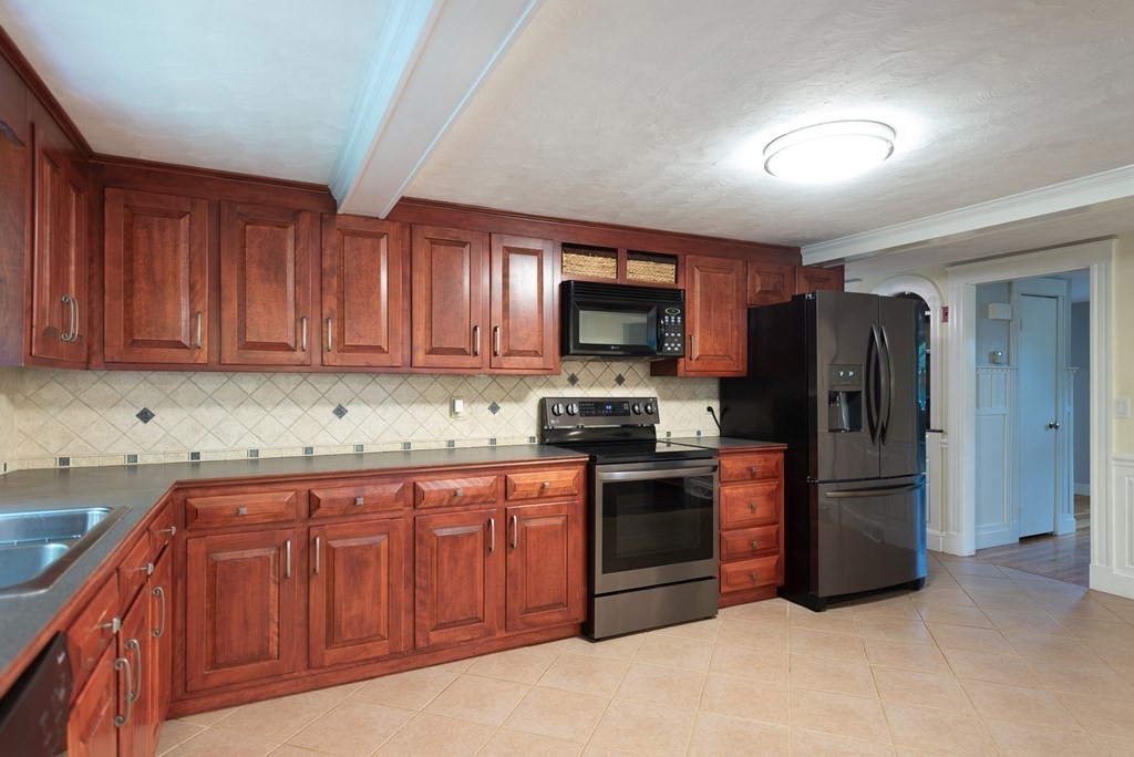 42 7 Star Road Groveland, MA 01834 - Photo 11 of 29 Gallery Image 11
