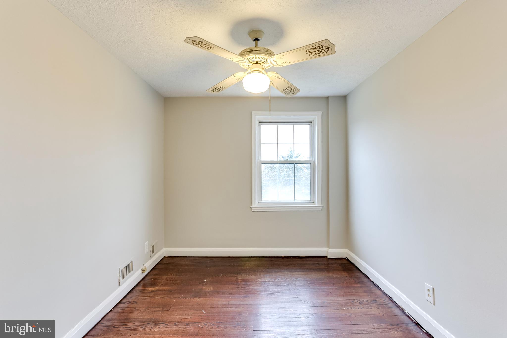 405 Whitfield Road Catonsville, MD 21228 - Photo 22 of 41