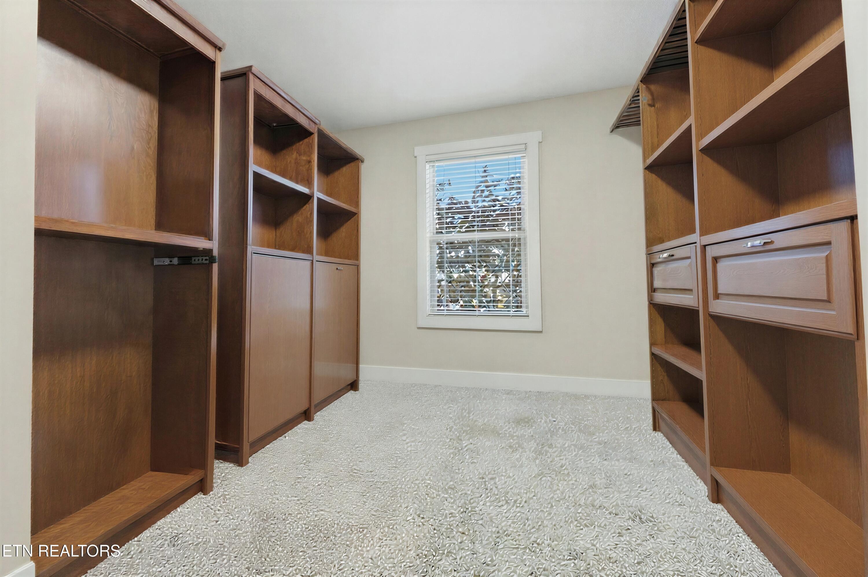 1316 Fox Ridge Drive Powell, TN 37849 - Photo 20 of 41 Primary closet