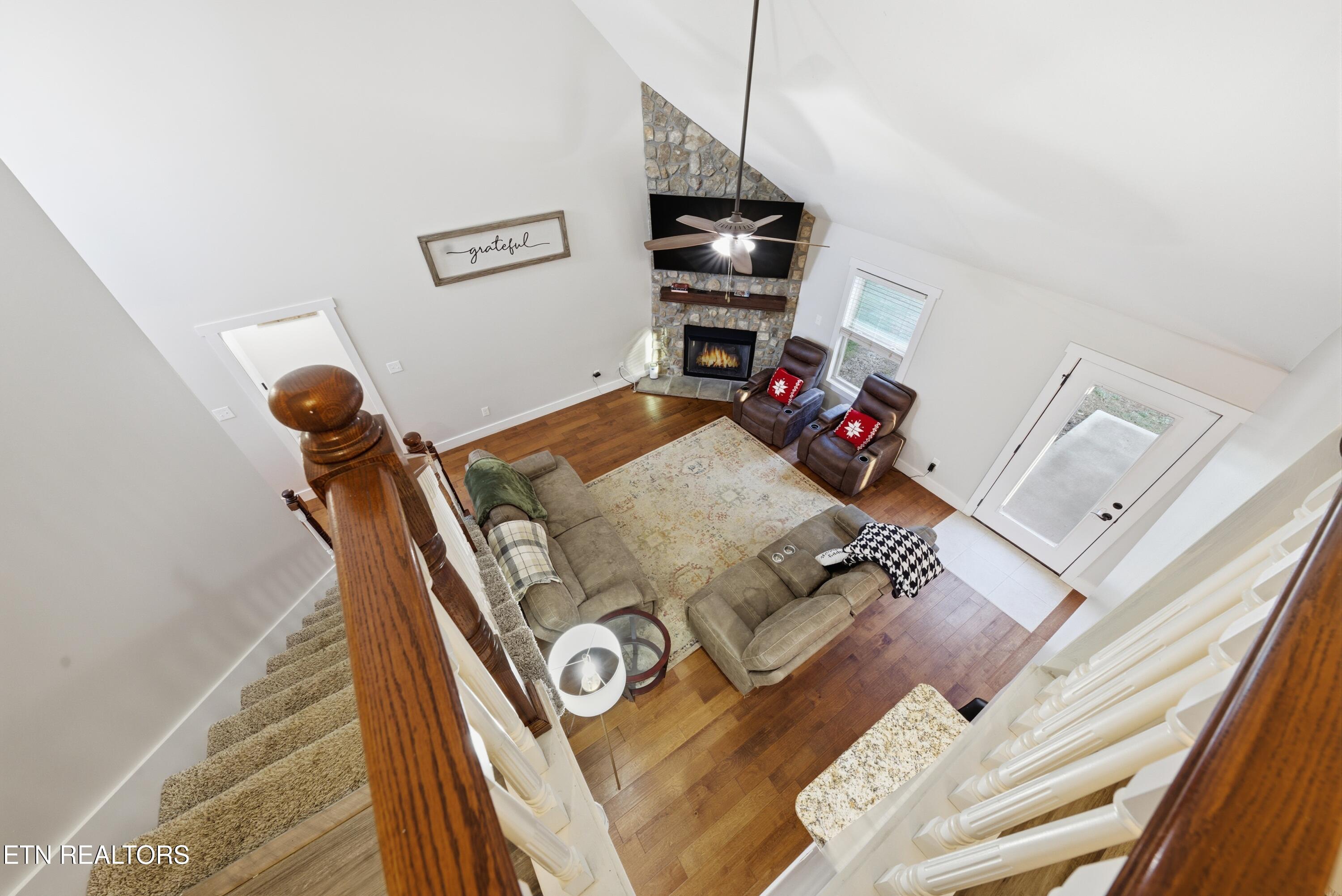 1316 Fox Ridge Drive Powell, TN 37849 - Photo 23 of 41 To the 2nd floor