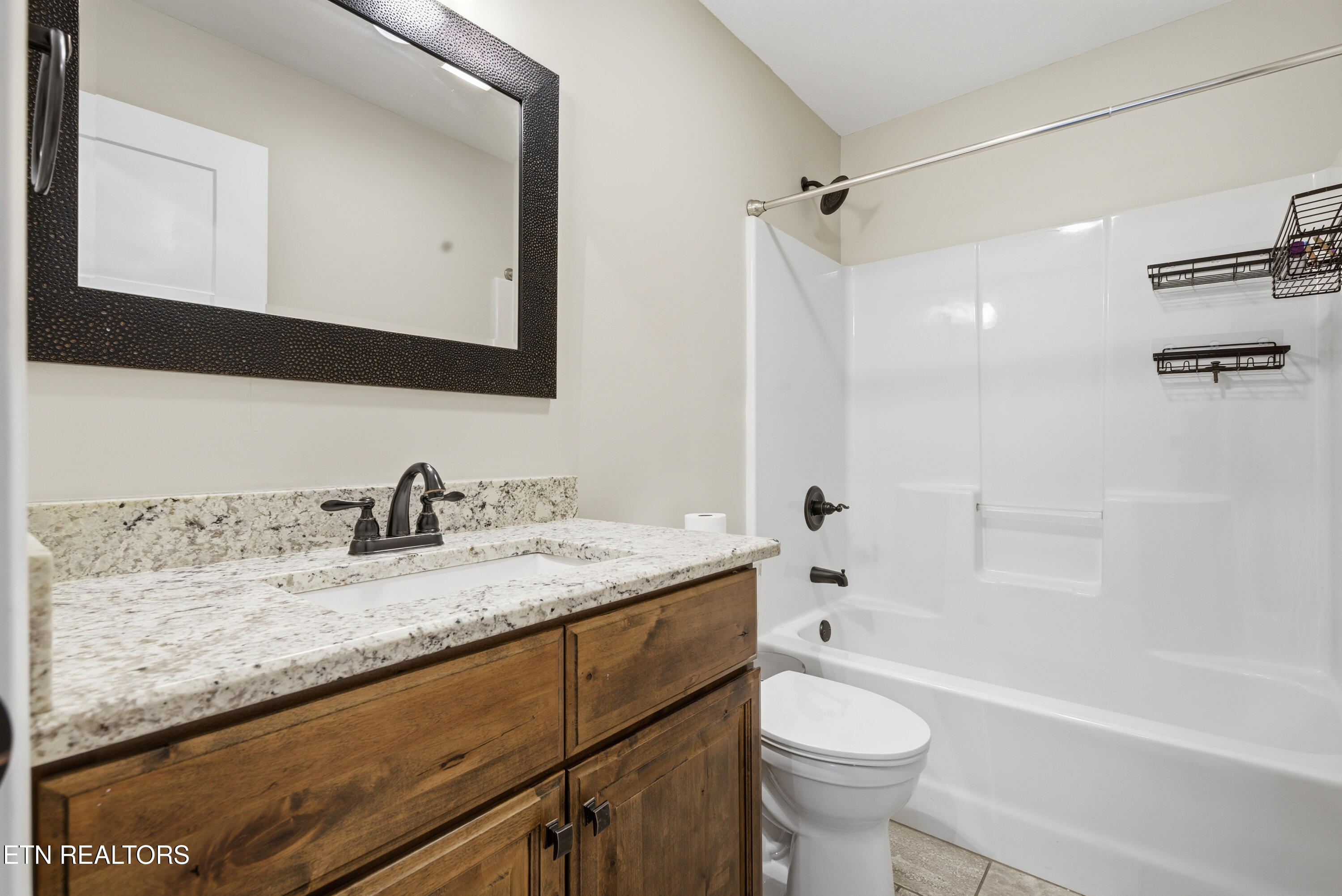 1316 Fox Ridge Drive Powell, TN 37849 - Photo 31 of 41 full bath 2nd level