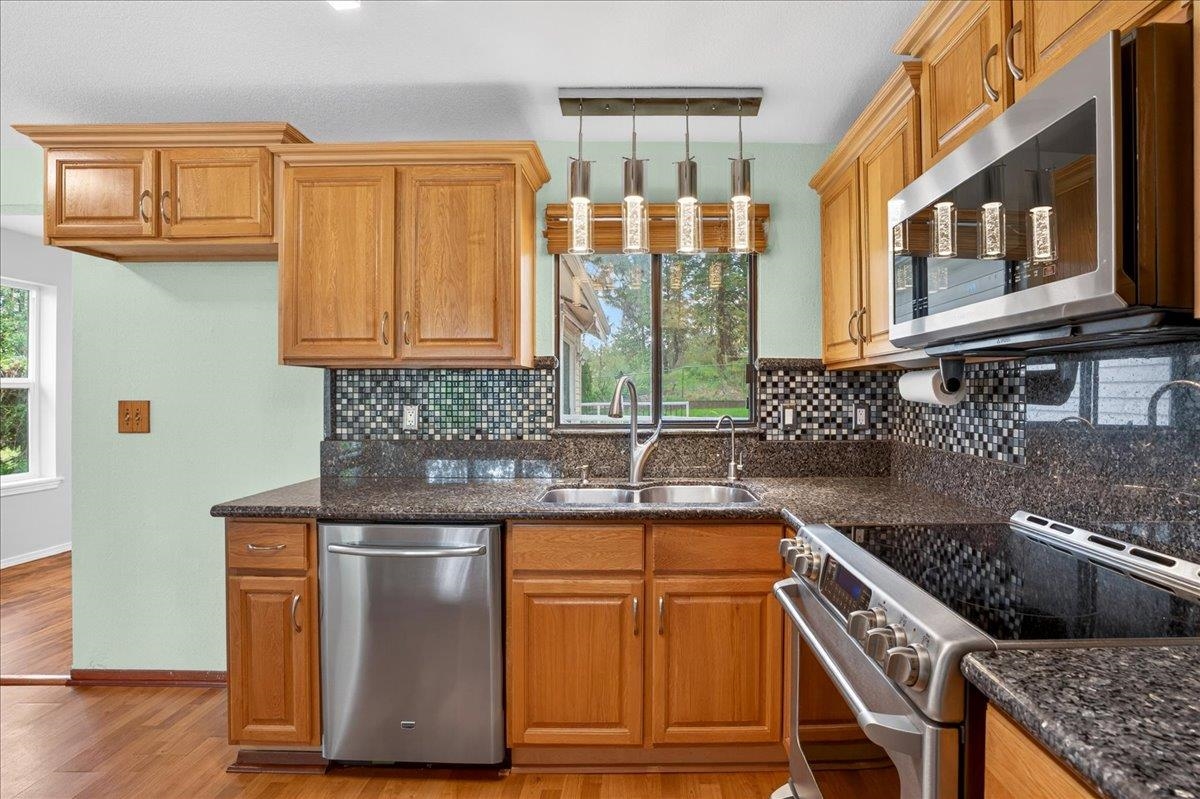707 South Myrtle Street Spokane, WA 99202 - Photo 8 of 41