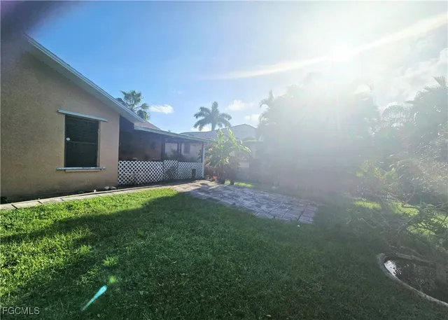 $2,000 | 1813 Southwest 26th Street, Cape Coral, FL 33914