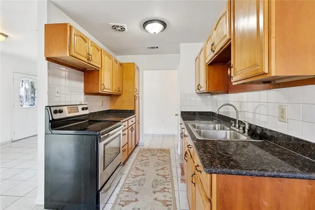 $179,000 | 3911 California Avenue, Kenner, LA 70065