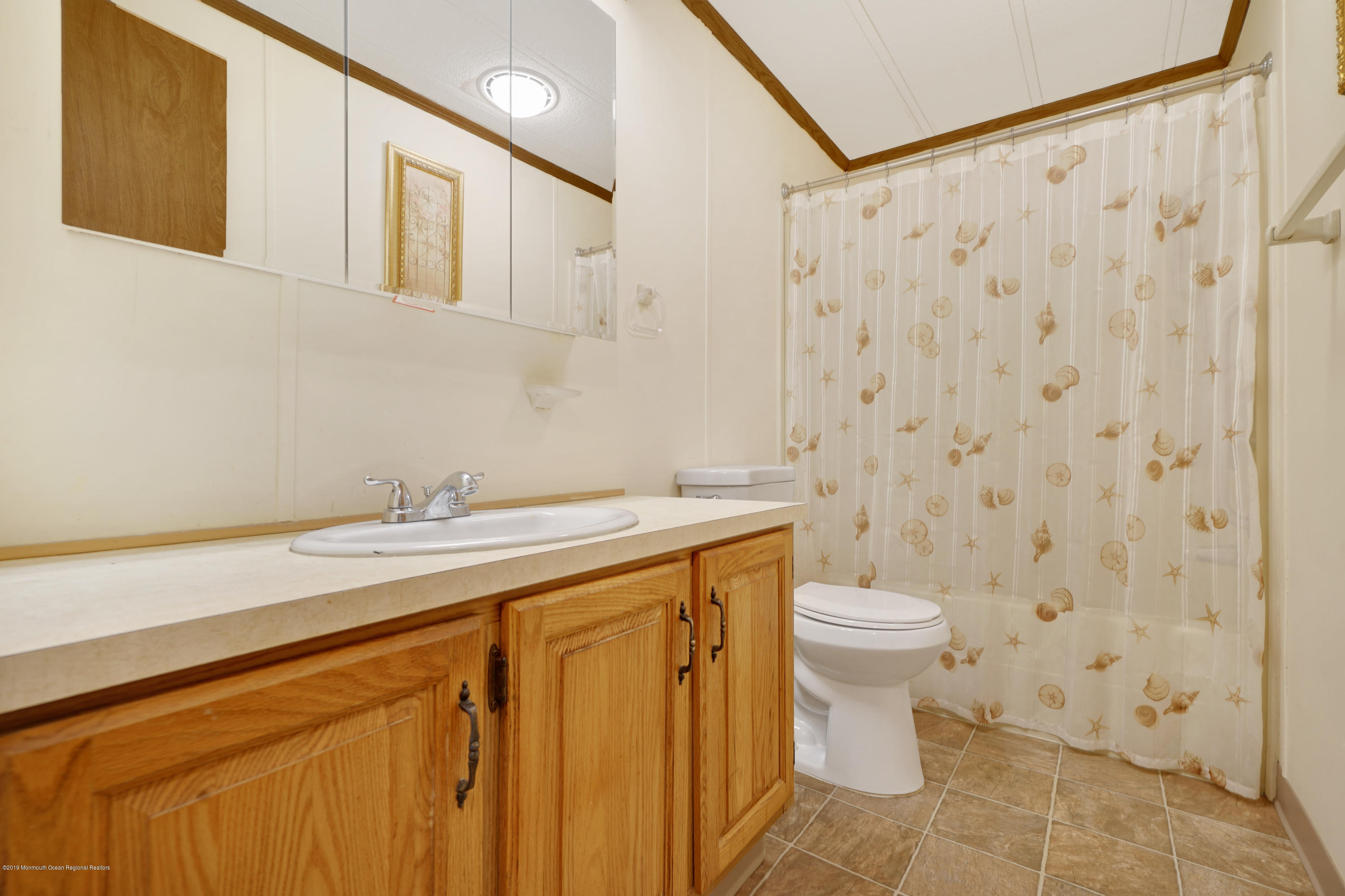 163 Village Road Morganville, NJ 07751 - Photo 16 of 33 dsc07901-dsc07905