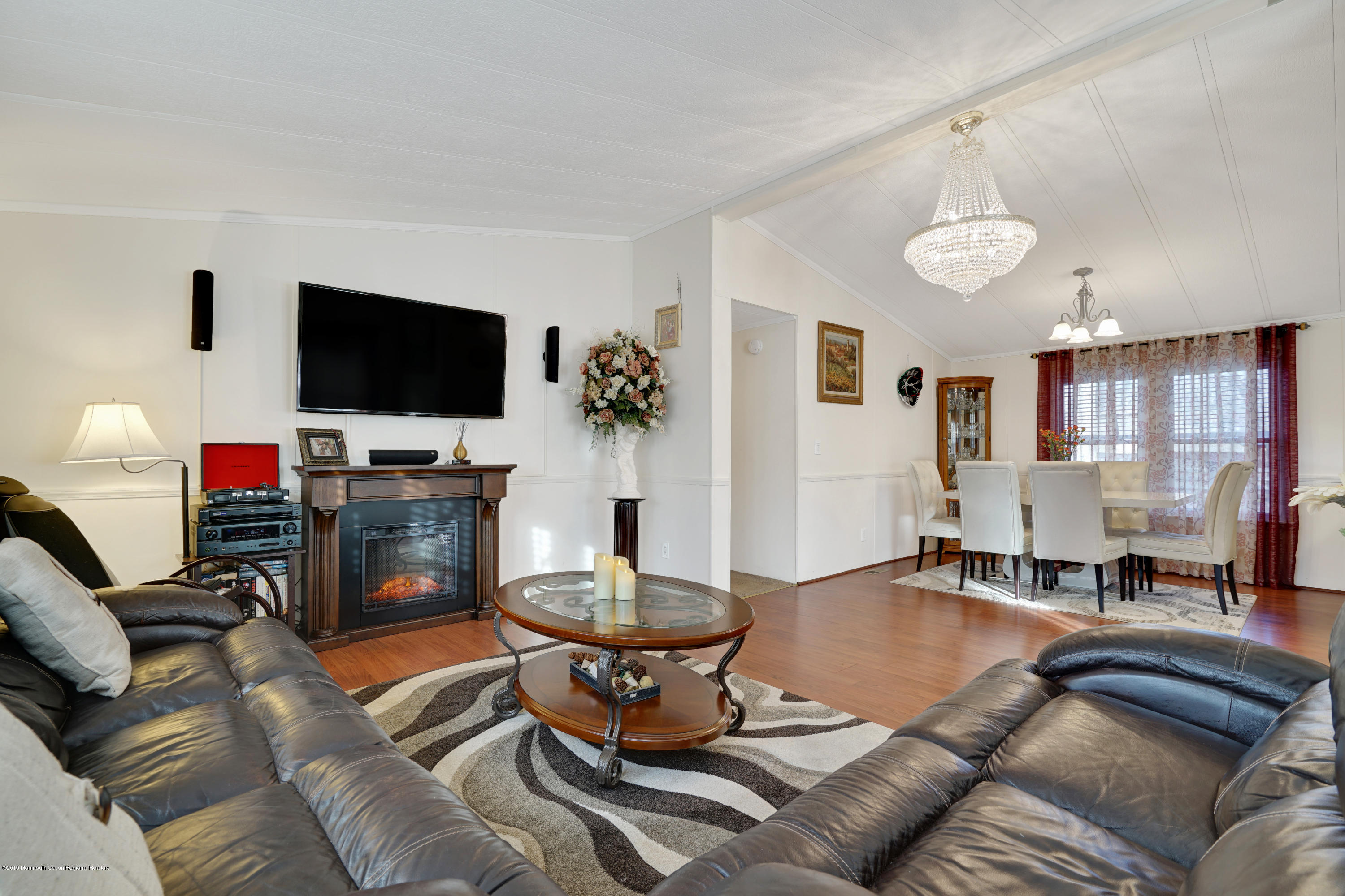 163 Village Road Morganville, NJ 07751 - Photo 10 of 33 dsc07916-dsc07920