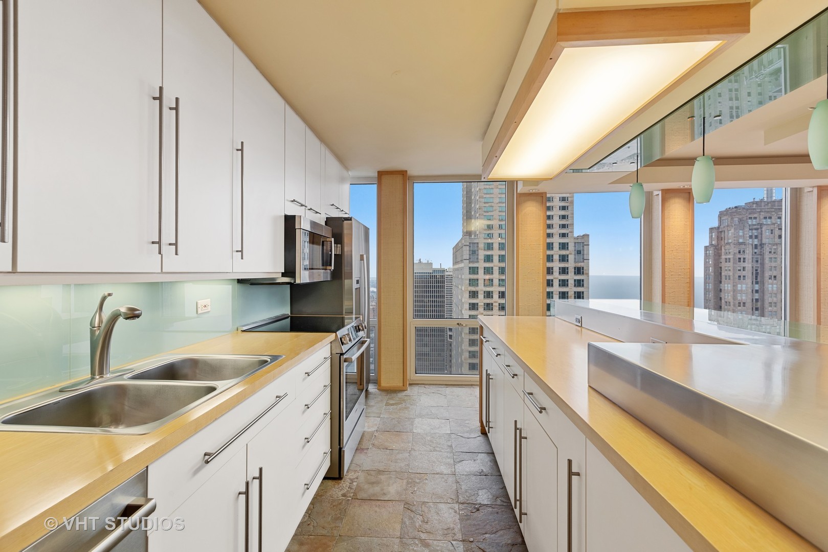 111 East Chestnut Street, Unit 43A Chicago, IL 60611 - Photo 12 of 29