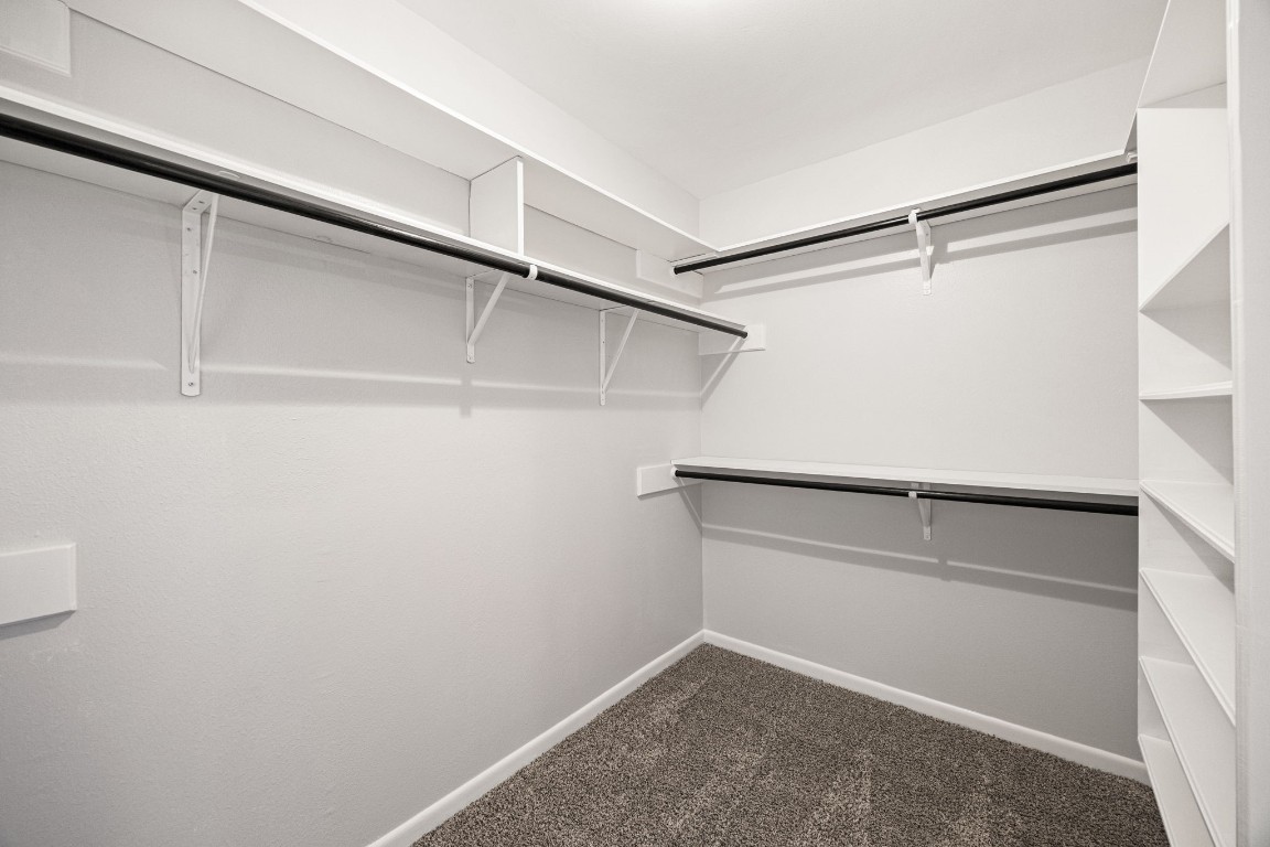 15686 Barkers Landing Road Houston, TX 77079 - Photo 27 of 32 Primary Walk-in Closet #2
