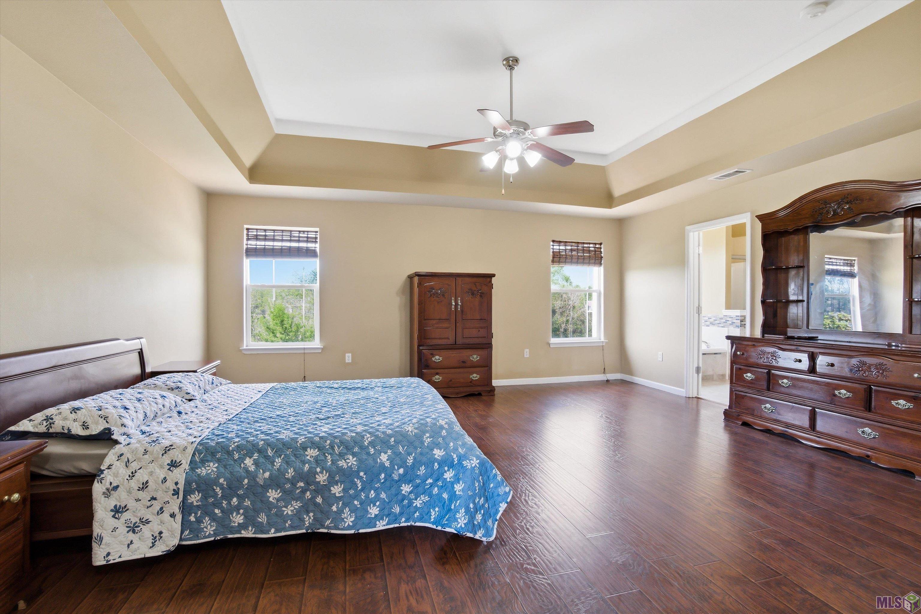 14222 Cedar Pointe Avenue Baton Rouge, LA 70809 - Photo 13 of 29 Master Bed