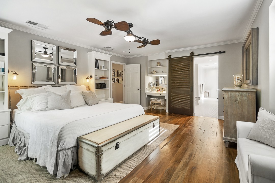 1180 Mt Vernon Road Cookeville, TN 38501 - Photo 28 of 48 a spacious bedroom with a bed and wooden floor