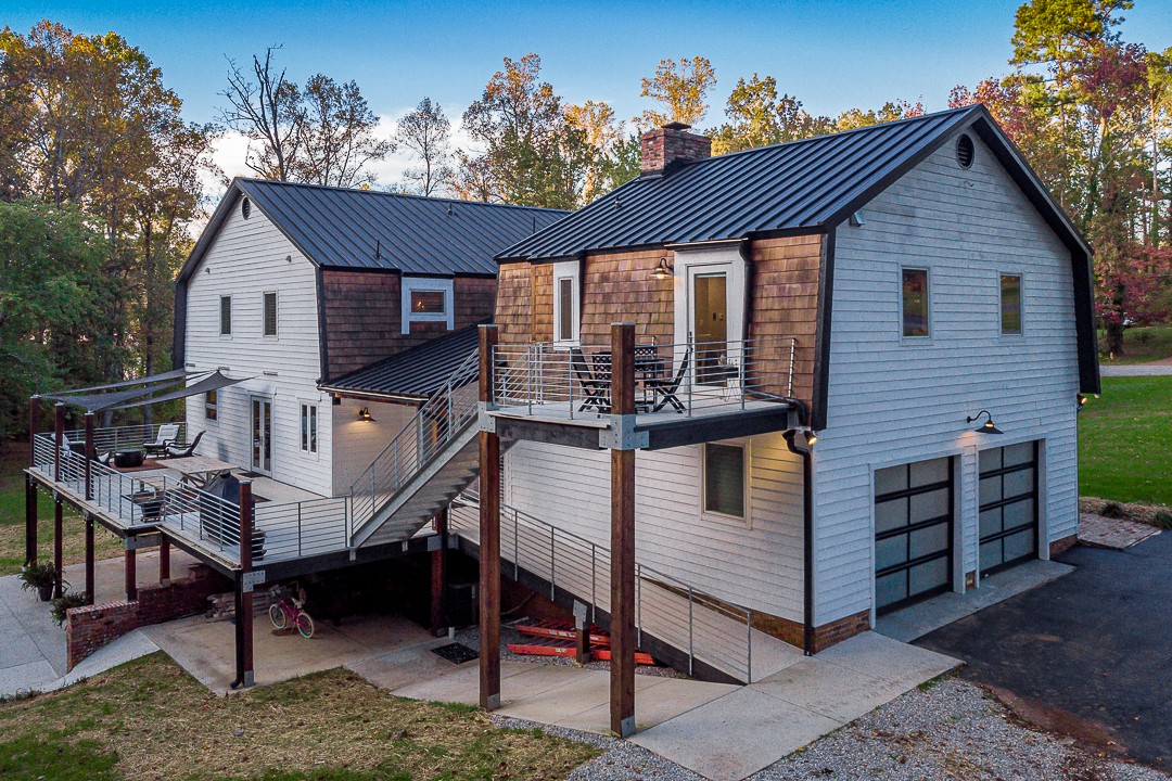 1180 Mt Vernon Road Cookeville, TN 38501 - Photo 47 of 48 a front view of a house with balcony