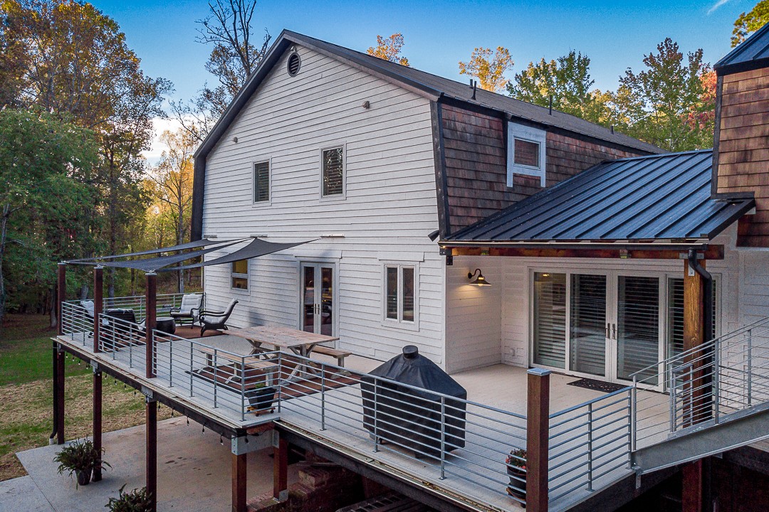 1180 Mt Vernon Road Cookeville, TN 38501 - Photo 48 of 48 a front view of house with balcony and furniture