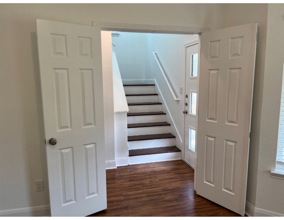 201 East 35th Street, Unit A Austin, TX 78705 - Photo 13 of 25 a view of entryway and hall with wooden floor