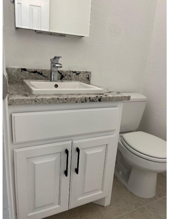 201 East 35th Street, Unit A Austin, TX 78705 - Photo 10 of 25 a close view of a sink a toilet and a stove